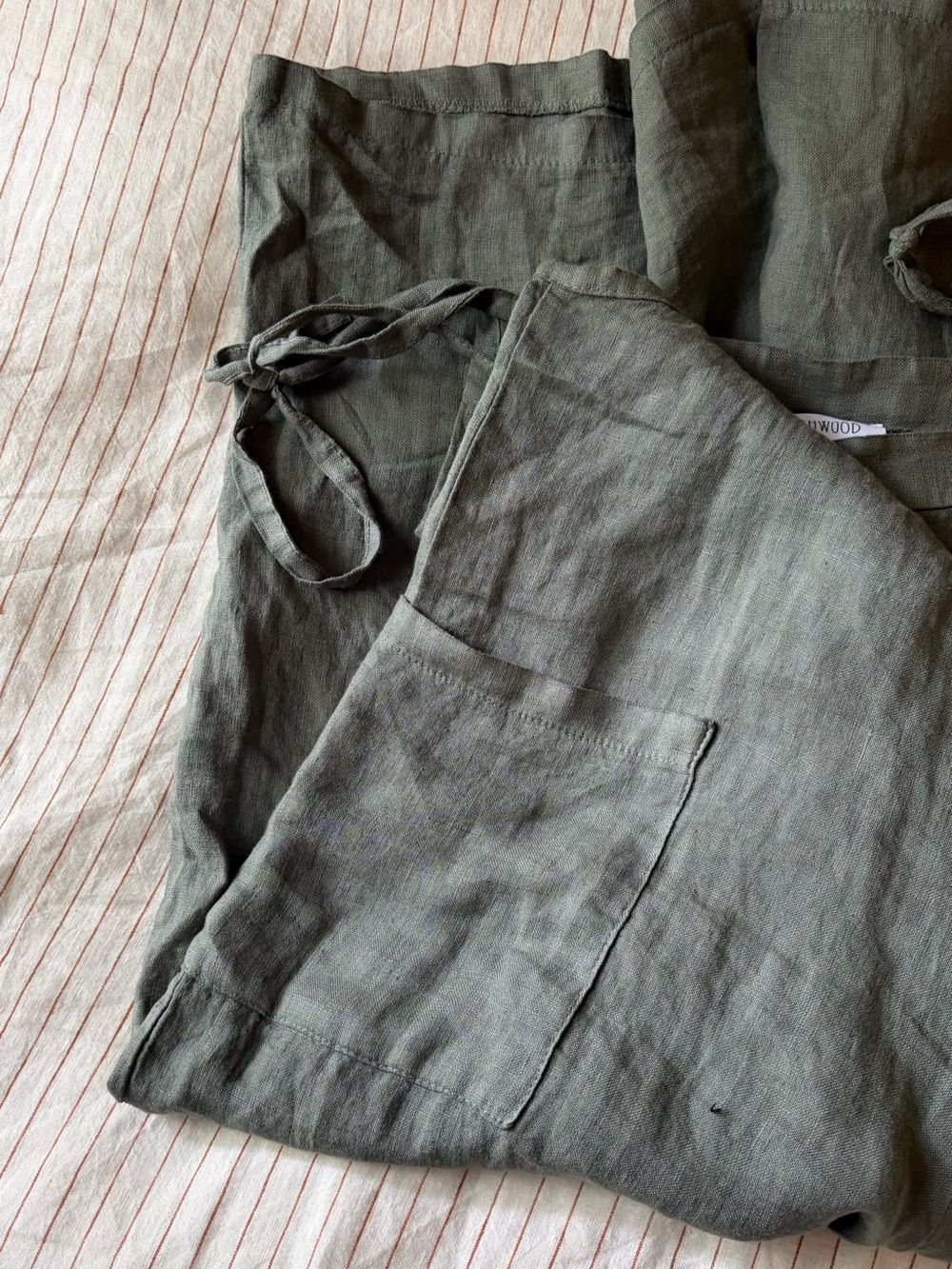 Beachwood The Linen Overall // Fern, M - Picture 8 of 8